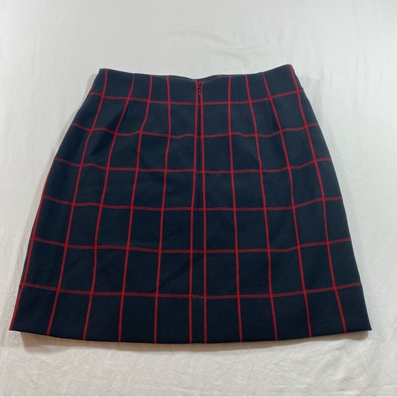 Loft Window Pane Check Skirt Mini Skirt Frontal 8 Big Buttons Black red stripes - Picture 11 of 12